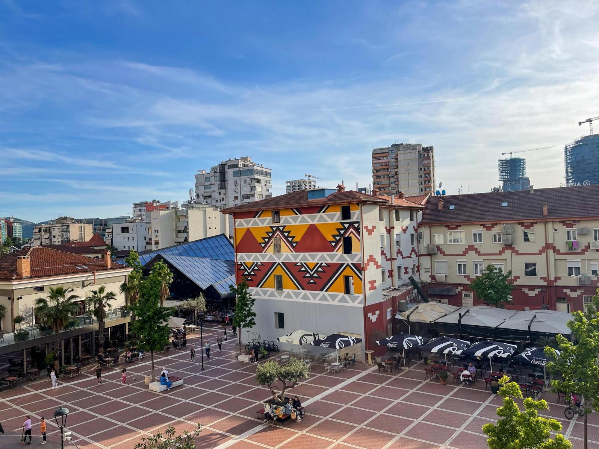 Gem In The Heart Of Tirana Apartment Exterior photo